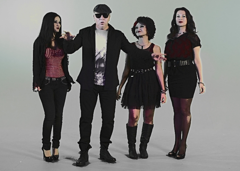 dan-cowen-twdd-music-video-2012-11-18-001